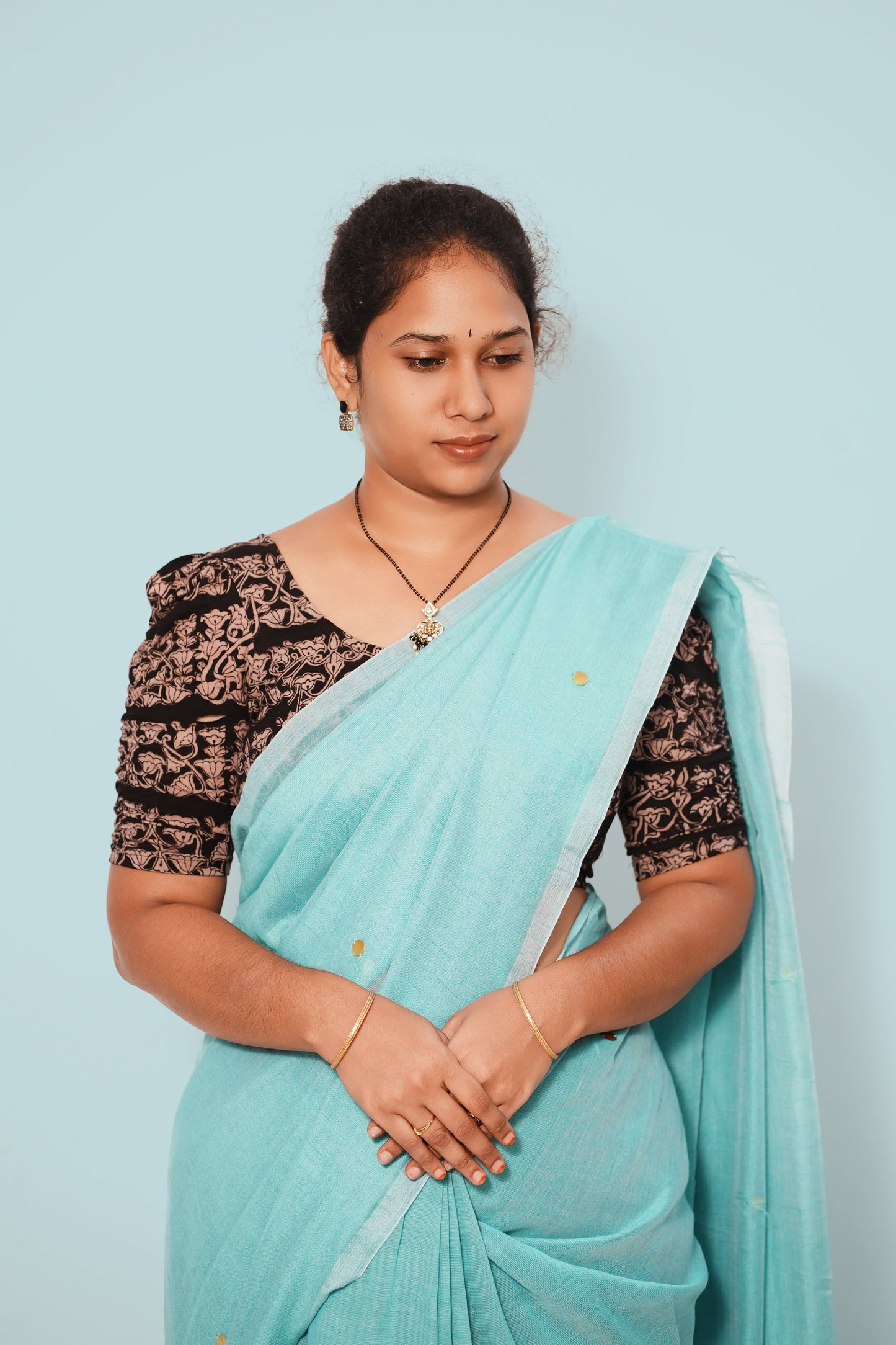 KALAMKARI BUTTA  ROUND NECK 10 INCH HANDS STRECHBLE BLOUSE