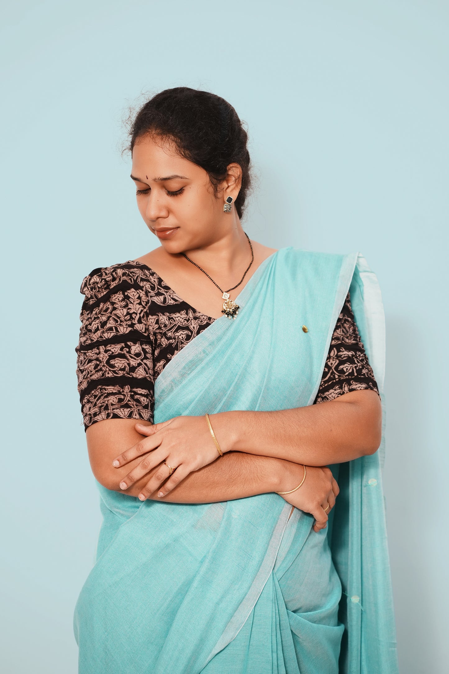 KALAMKARI BUTTA  ROUND NECK 10 INCH HANDS STRECHBLE BLOUSE