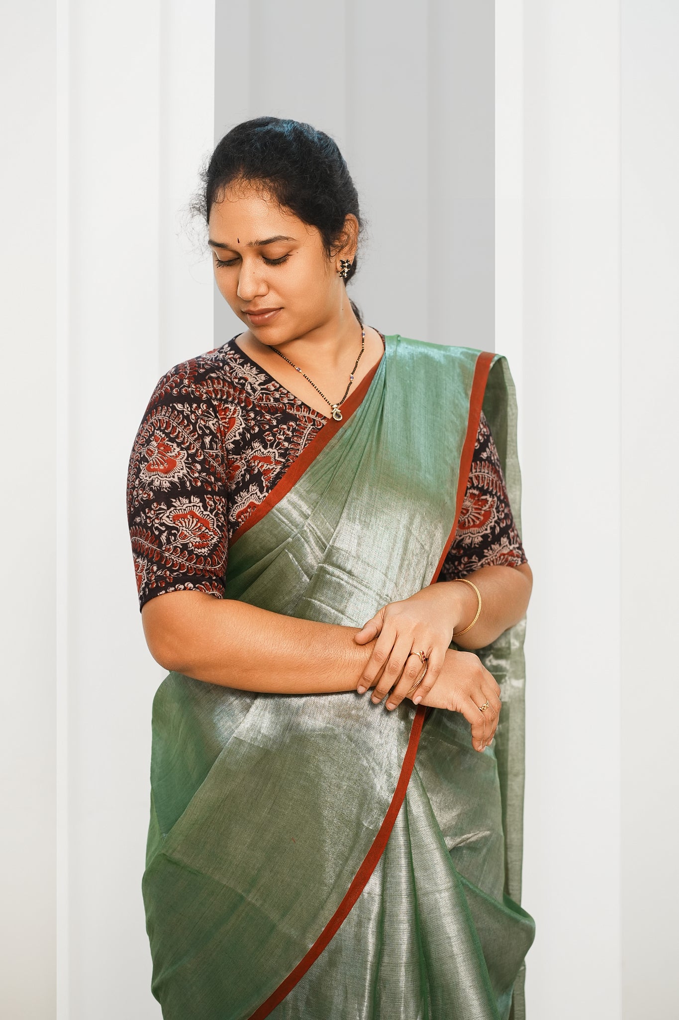 KALAMKARI V NECK 10 INCH HAND  STRECHBLE BLOUSE