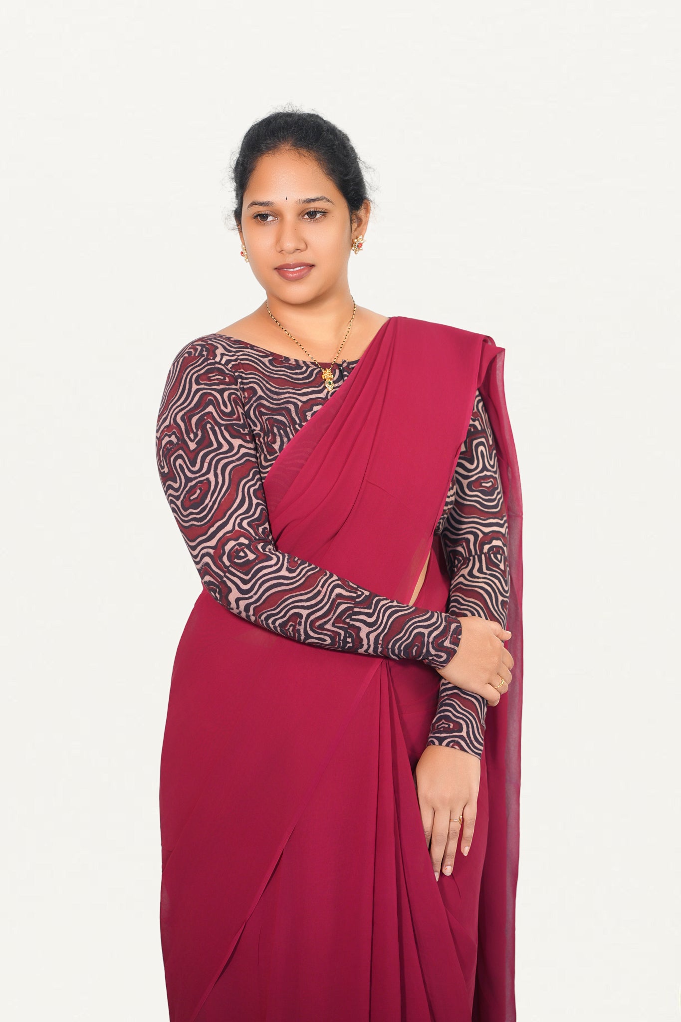 KALAMKARI BOAT  NECK FULL HANDS STRECHBLE BLOUSE