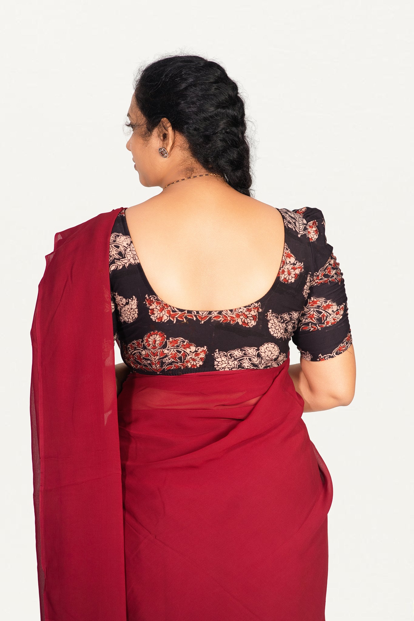 KALAMKARI BUTTA  ROUND NECK 10 INCH HANDS STRECHBLE BLOUSE