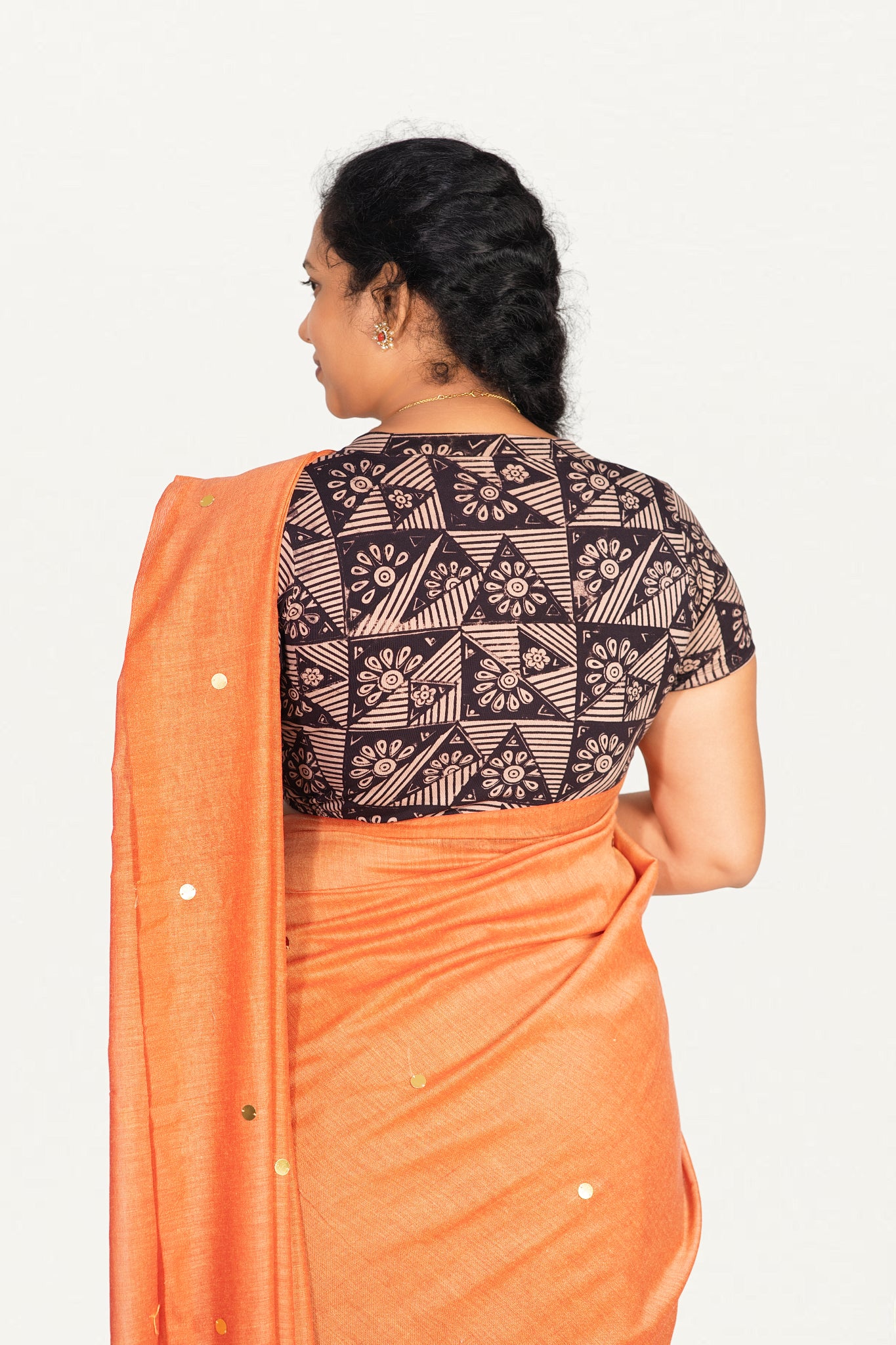 KALAMKARI V NECK SHORT HAND  STRECHBLE BLOUSE