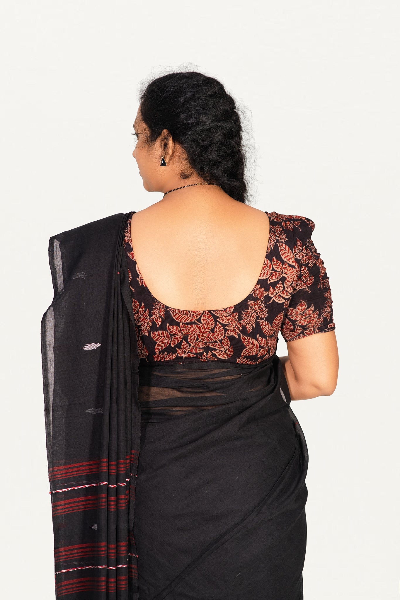 KALAMKARI BUTTA  ROUND NECK 10 INCH HANDS STRECHBLE BLOUSE