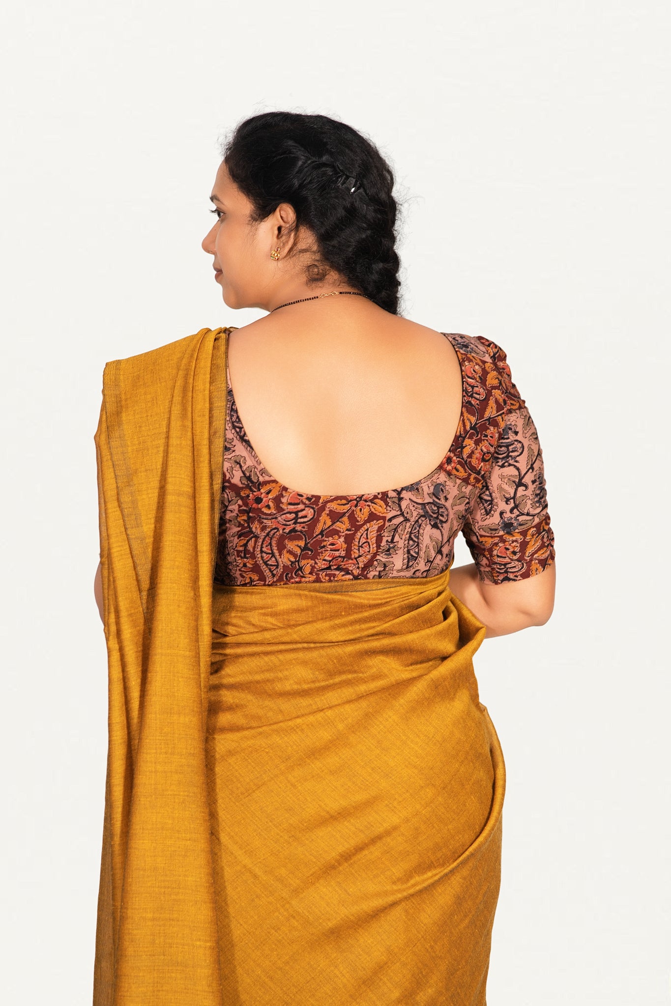 KALAMKARI BUTTA  ROUND NECK 10 INCH HANDS STRECHBLE BLOUSE